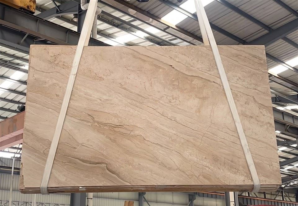 Italienische Daino Beige Marmorplatte